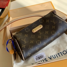 LV Clutch Bags